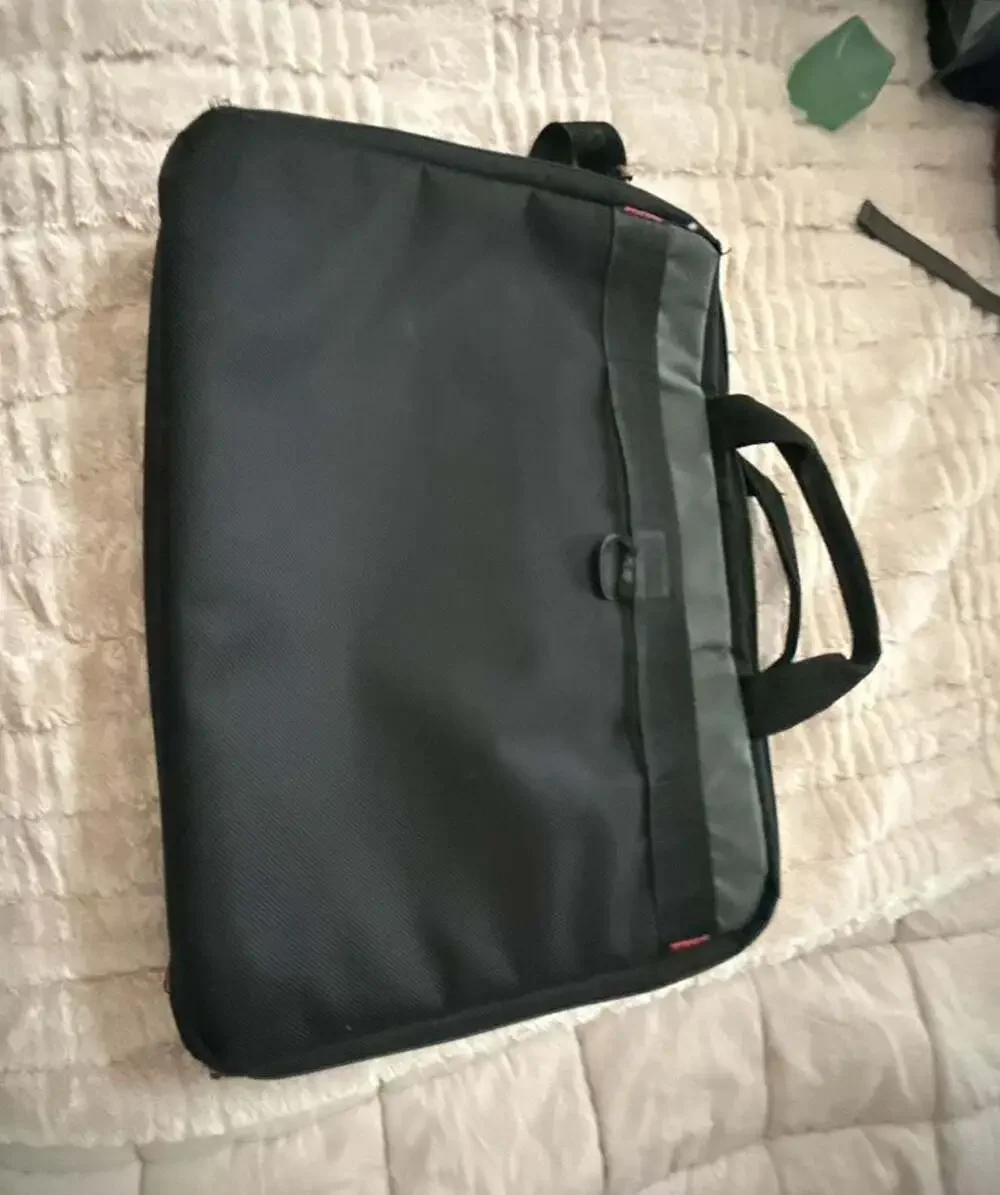 Wenger SwissGear Legacy Slimcase 17